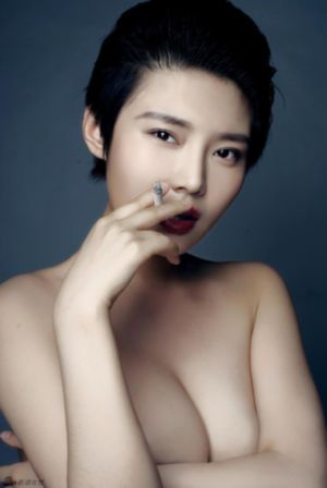 很鲁很鲁的视频_蓝光影视在线观看